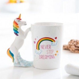 Mug licorne arc-en-ciel never stop dreaming 