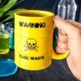 Tasse baril warning toxic waste 