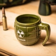 Mug grenade pictogramme danger 