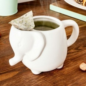 Tasse éléphant avec porte sachet à thé 