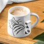 Mug croquis de chat avec queue en 3D 