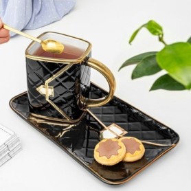Ensemble mug assiette et cuillère dsign sac à main noir 
